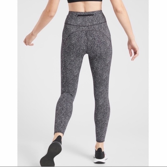 Athleta Lightning Static 7/8 Tight in Black White Print High Waisted Leggings - Picture 2 of 7